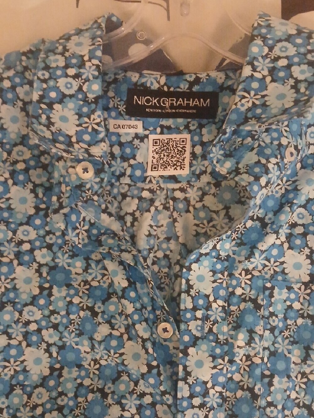 Men's Nick Graham Blue Floral Button-Up Shirt M